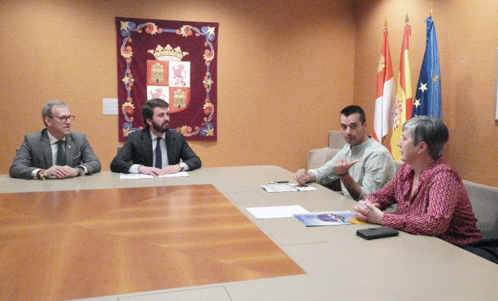 García-Gallardo pide al Gobierno responsabilidad en la política de migración y más medios para las fuerzas de seguridad del Estado