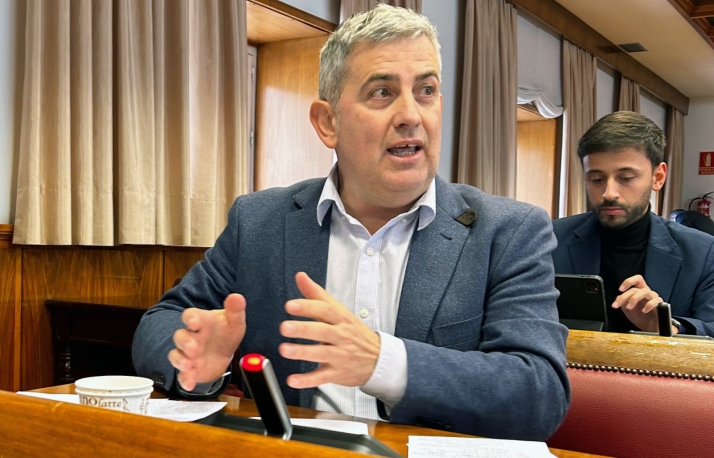 Antón asegura que el servicio de enlace con el AVE de Calatayud será ampliado a no empadronados