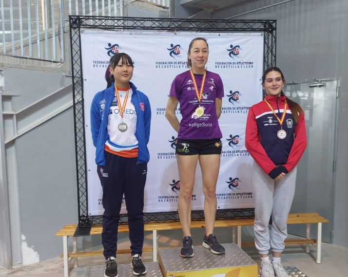 Raquel Álvarez, oro en el autonómico y récord de España W40