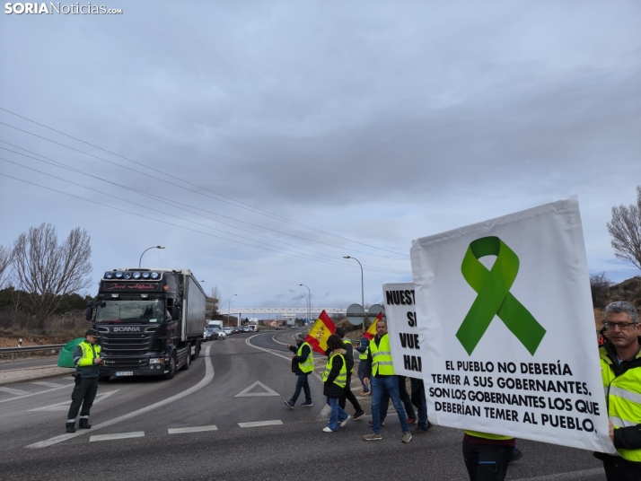 Esta es la situación de las carreteras en Castilla y León por las protestas de los agricultores