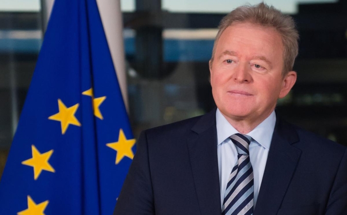 ASAJA exige la dimisión del comisario de Agricultura por su ineficacia