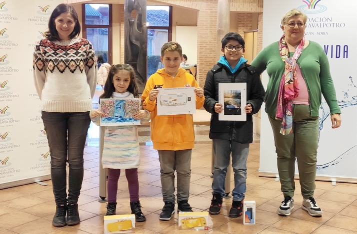 La Fundación Pedro Navalpotro entrega sus premios escolares de dibujo en Almazán