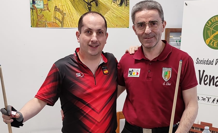 Póker de Carlos Cortés en León 