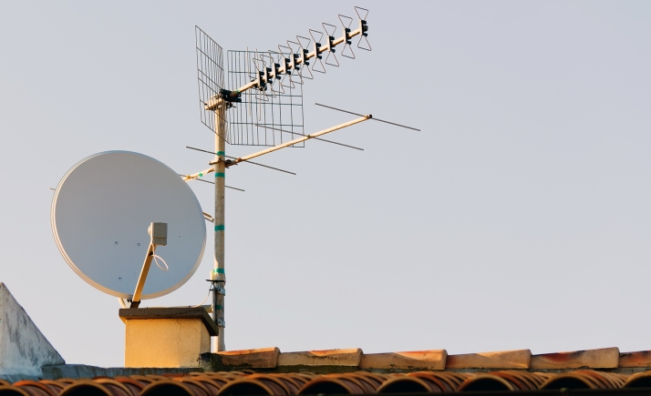 Castilla y León abonará hasta 400 € para adaptar instalaciones y receptores vía satélite afectados por el apagón de la TDT en formato SD