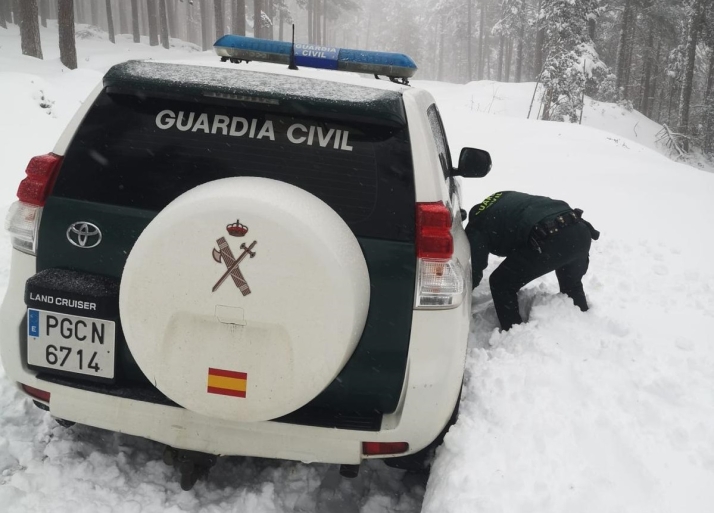 Cinco vehículos rescatados de la nieve en la zona de Urbión