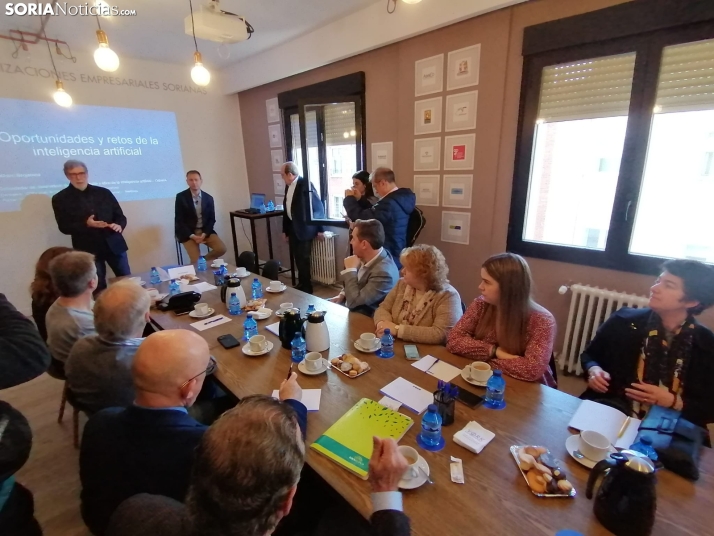 Estos son algunos de los consejos que el experto en Inteligencia Artificial, Richard Benjamins, da a los empresarios sorianos para mejorar sus negocios