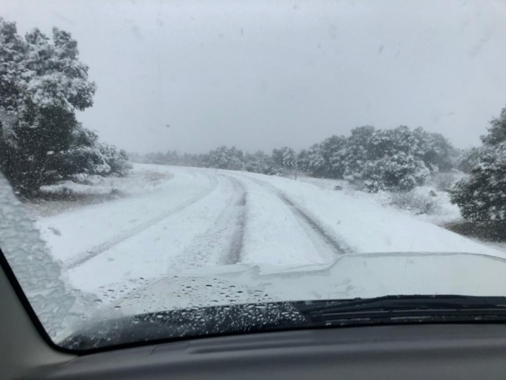 Siete personas, tres menores de edad, rescatados tras pasar tres horas atrapados en la nieve