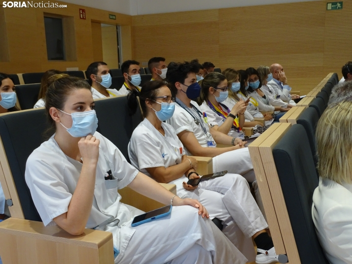 La Junta de Castilla y León plantea abrir un plazo excepcional para intentar cubrir las plazas MIR