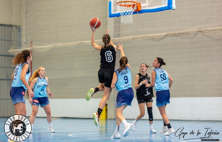 El CSB femenino planta cara hasta el final (65-72) al potente Esclavas de La Coruña
