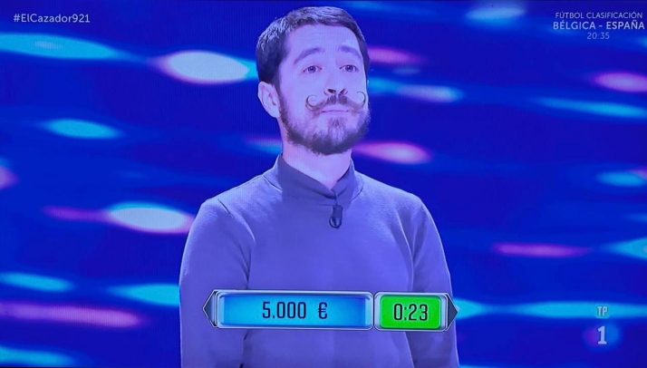 Adrián Hernández, el Camilo soriano al que se le atragantan los ordenadores en ‘El Cazador’