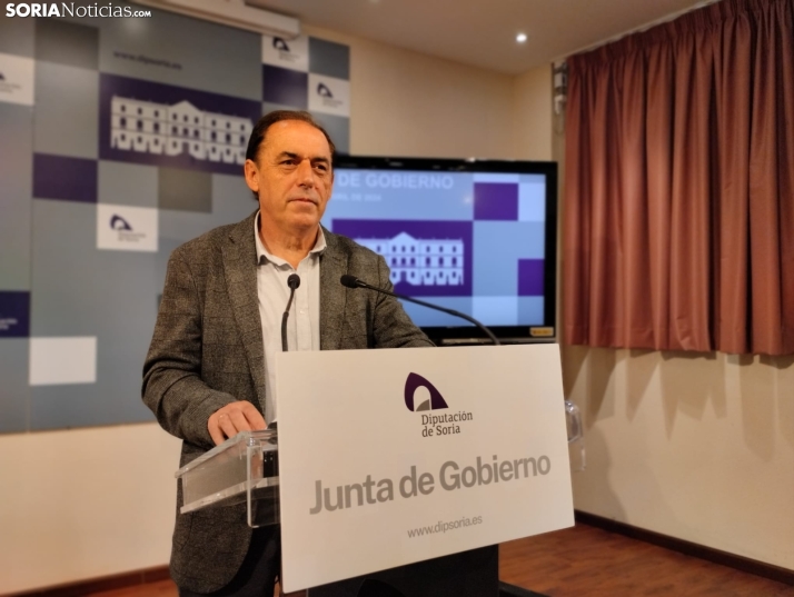 Serrano molesto con los fallos de coordinación entre el personal de Diputación