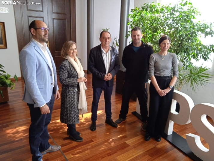 Diputación renueva su convenio de colaboración con los grupos de acción social