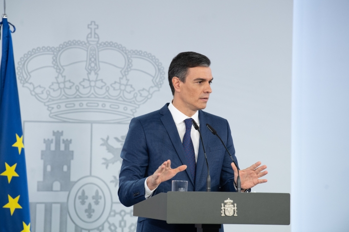 Pedro Sánchez se queda: Demostremos al mundo cómo se defiende la democracia