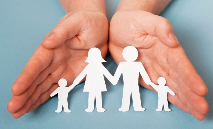 Castilla y León fomenta con más ayudas económicas el acogimiento familiar de menores tutelados