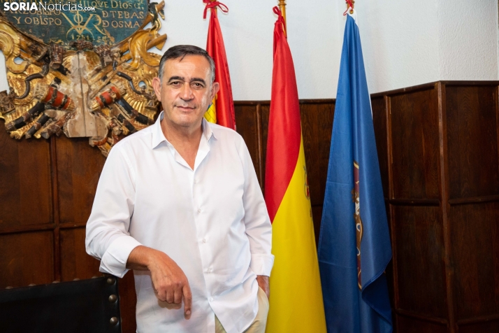 Pardo responde al PSOE: Que nos dejen gobernar porque El Burgo ahora es todo tranquilidad, transparencia y gestión