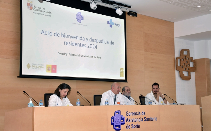 El Santa Bárbara da la bienvenida a los nuevos sanitarios residentes