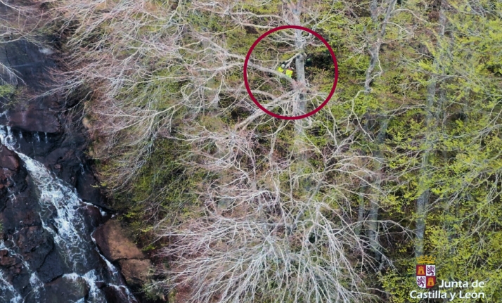 El Grupo de Rescate de la Junta de Castilla y León auxilia a una senderista herida Burgos