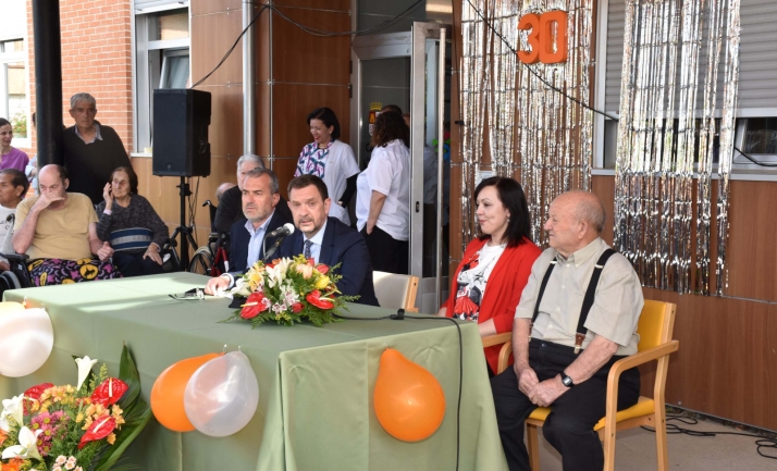La residencia de Los Royales celebra sus 30 años consolidando el modelo de atención integral y en la dignidad de los mayores