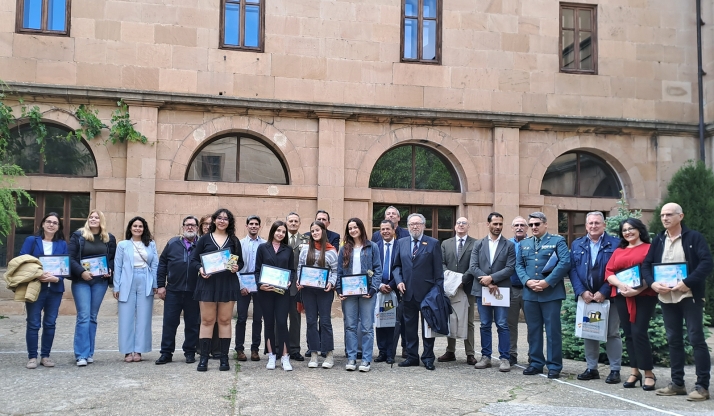 Las féminas copan todos los premios provinciales del certamen ‘Carta a una militar española’