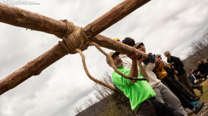 FOTOS | Covaleda, festiva, pinga su mayo