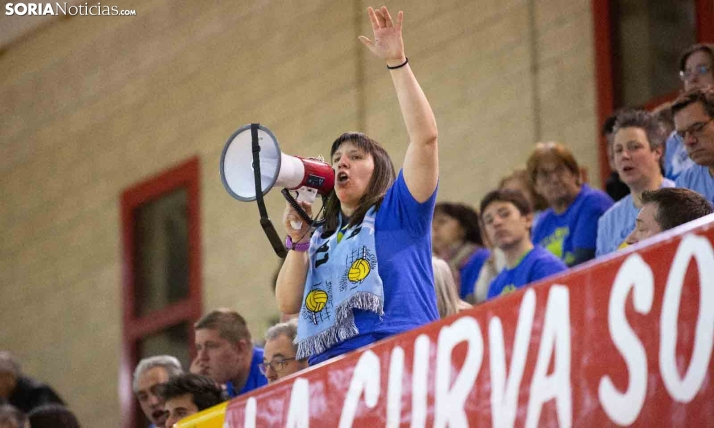La Curva Soria teñirá de celeste y blanco la grada principal de Los Pajaritos