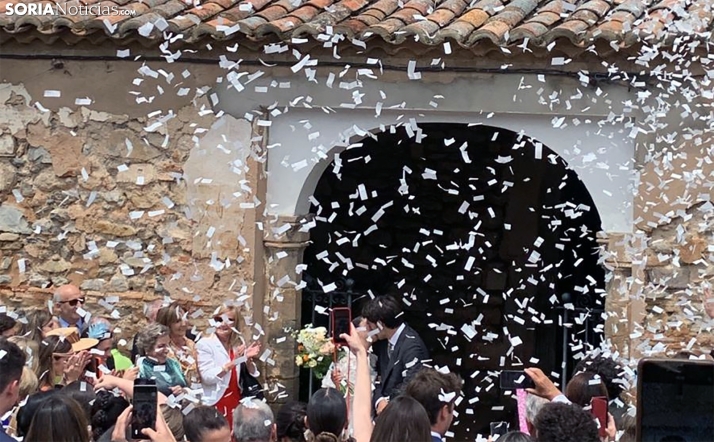Fuentes de Ágreda celebra una boda 34 años después