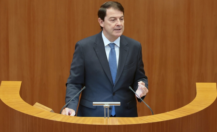 Mañueco anuncia una nueva rebaja del IRPF que beneficiará a todos los contribuyentes de Castilla y León