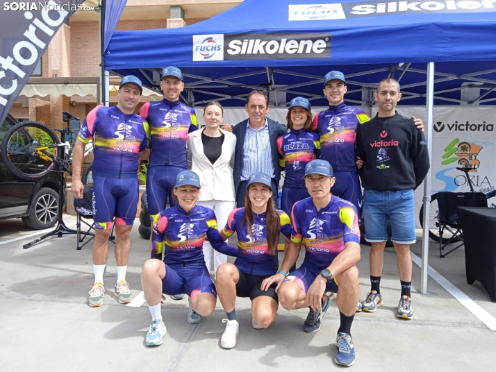 Soria, ni te la imaginas presenta a su equipo ciclista