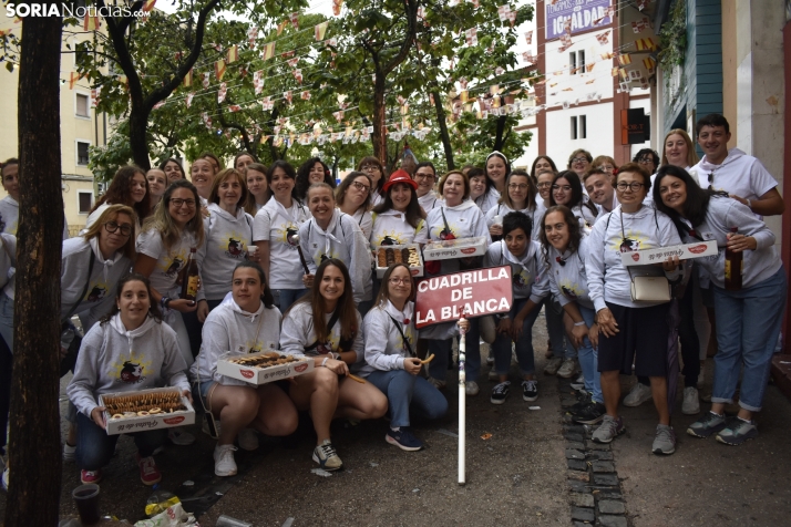 Las mujeres arrancan el Sábado Agés con una diana muy especial