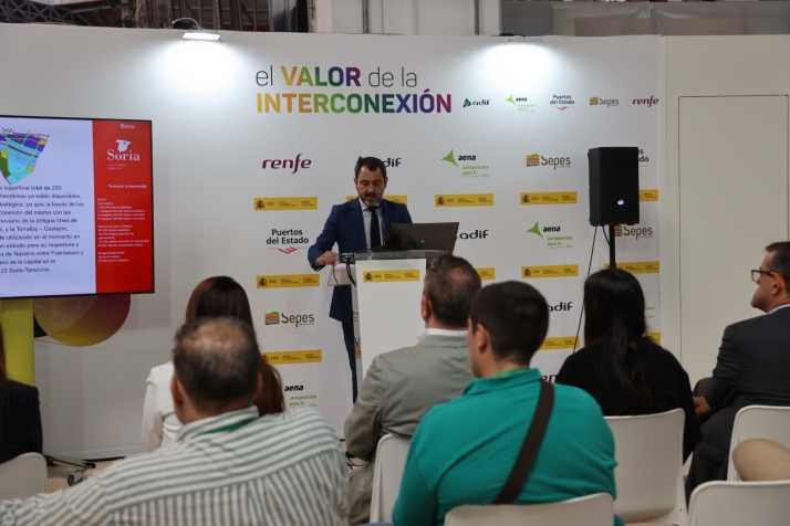 Valcorba se vende como destino de inversión en la feria de referencia internacional de Logística y Transporte