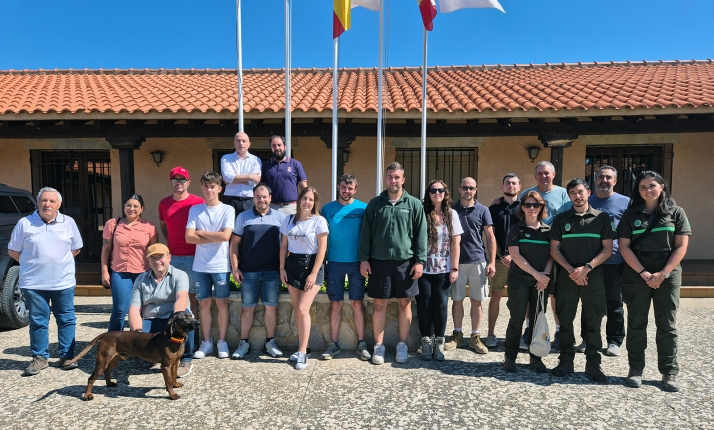 Gran éxito de participación en el curso de seguridad y organización cinegética en Castillejo