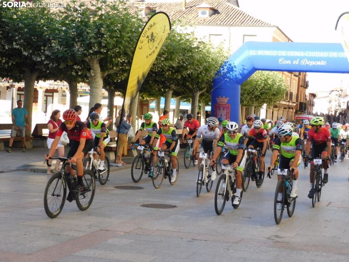 GALERÍA | Decenas de ciclistas disfrutan de la XVIII Marcha Cicloturista Uxama