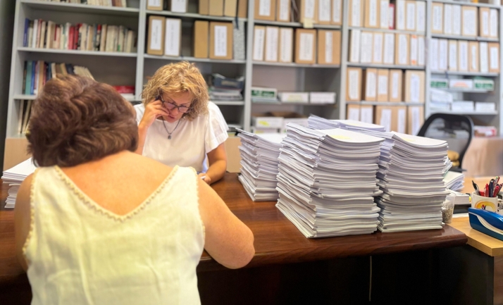 Los premios poesía de la Diputación baten récord con más de 900 obras presentadas