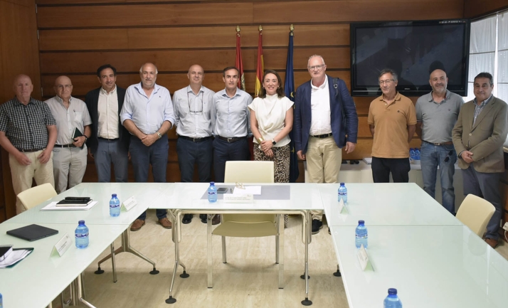 Castilla y León trabajará de forma coordinada con los regantes del Duero en proyectos de interés para el sector 