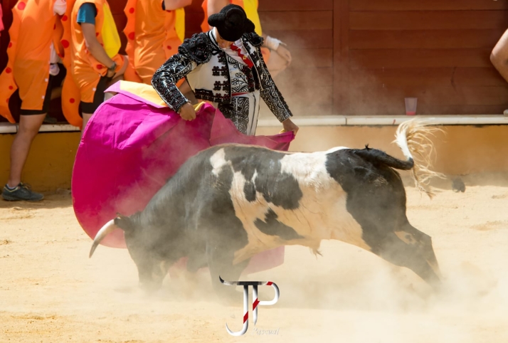 Israel Aparicio, trofeo Promesa Sanjuanera de San Juan 2024
