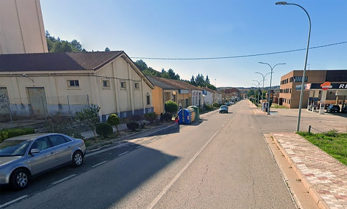 Herida una mujer de 65 años al chocar un turismo y una moto en el Burgo de Osma