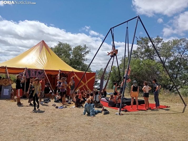 Minigalería | Más de 1.000 personas disfrutan de III Trashumante Festival en Castilfrío de la Sierra