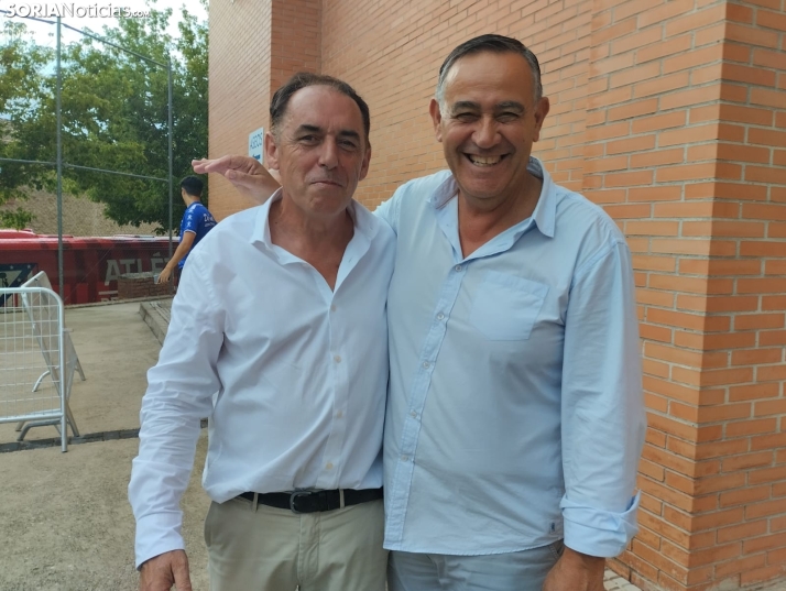 Vuelven las sonrisas a El Burgo: la esperada crónica política tras el Memorial Jesús Gil