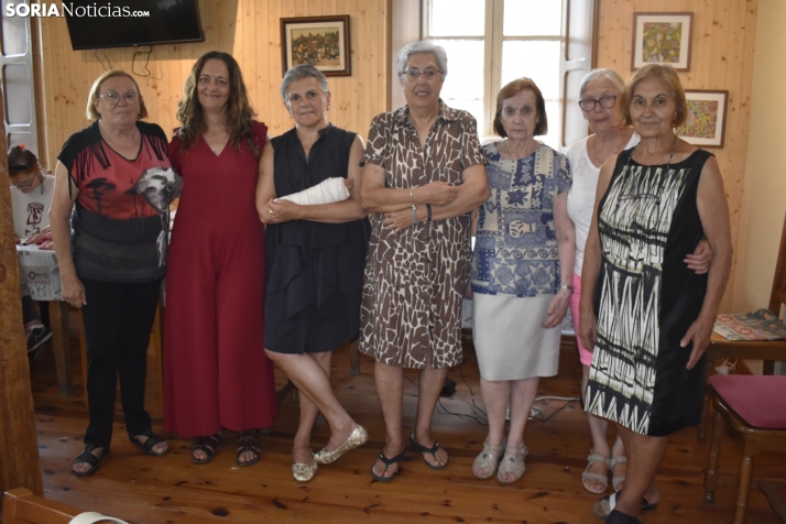 Las mujeres que harán historia en Covaleda: trajes nuevos para unos gigantes únicos