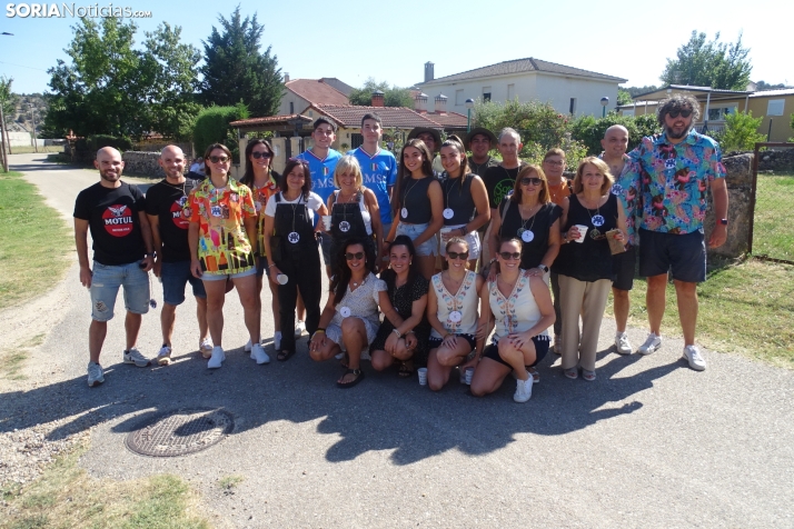 Fotos/ ¿Quién es quién? Gemelos de diferentes puntos de España llevan a cabo una quedada muy original en este pueblo de Soria