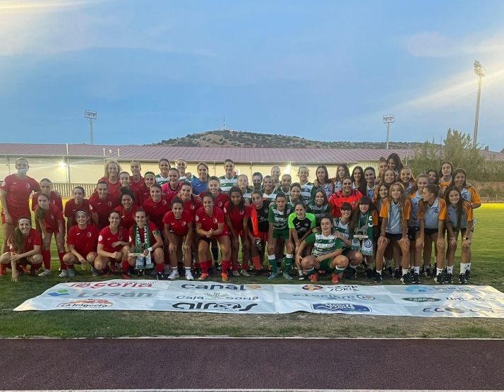 El C.D. San José da la cara en su primer torneo femenino de verano: Finaliza segundo y gana al Real Madrid