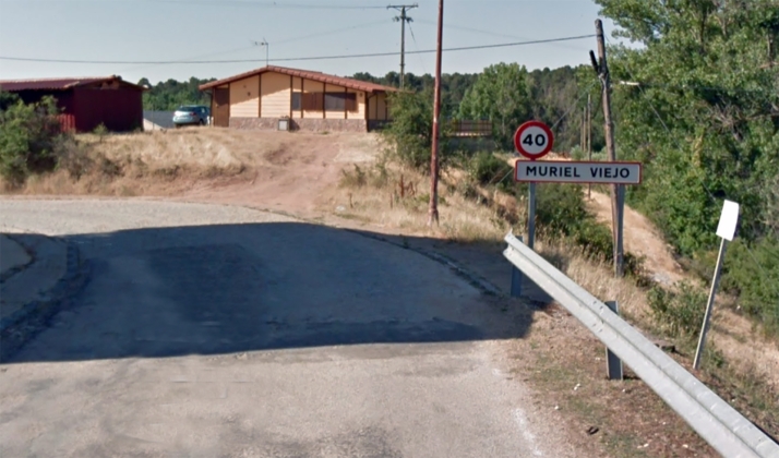 El sábado, Poesía junto al río en Muriel Viejo