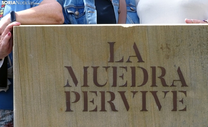 GALERÍA | Emoción en el rehabilitado cementerio de La Muedra