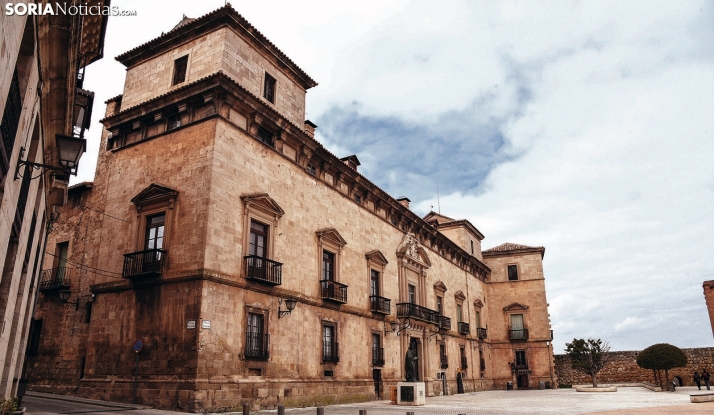 Soria Ya lamenta que la Junta eluda responsabilidades sobre la farmacia de Villar del Río y el palacio de los Hurtado en Almazán 