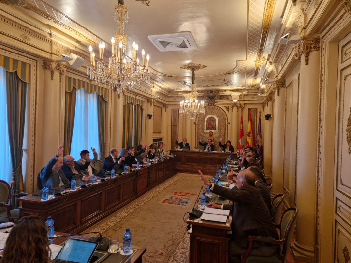 El pleno de la Diputación provincial aprueba una nueva modificación de crédito por valor de 982.500 euros 