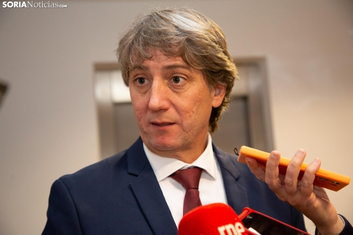 Minguez avisa: hay que disfrutar de los cabezudos pero, también, ser consciente lo que está pasando no muy lejos de Soria