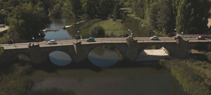 Soria a vista de dron y al volante de un 600