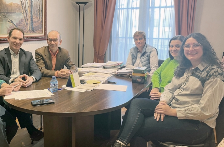 Primeros pasos entre el Ayuntamiento de San Esteban y la UVa para el proyecto El vino como motor de desarrollo