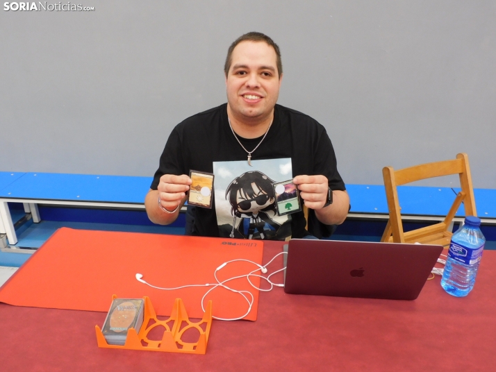 Cristian Muñoz y una historia de superación con las Magic: Jugar sin poder ver