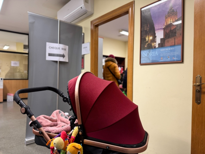 Diputación comienza con la entrega de más de 370 cheques bebés 